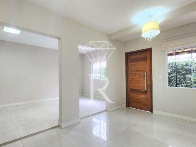 Casa com 2 quartos para alugar na Barra da Lagoa, Florianópolis  por R$ 4.700