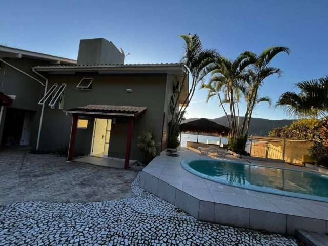 Casa com 4 quartos para alugar no Lagoa da Conceição, Florianópolis  por R$ 16.500