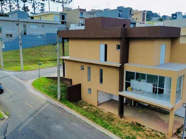 Casa com 4 dorms à Venda, 190 m² por R$ 799.000 - Sítio Boa Vista - Terra Nobre, Cotia/SP