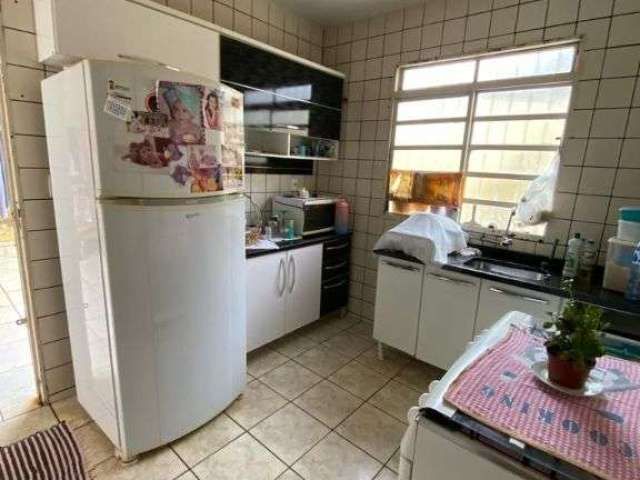 Casa com 2 quartos à venda no Beija-Flor, Uberaba , 170 m2 por R$ 260.000