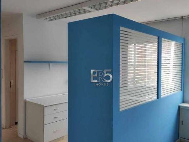 Conjunto à venda, 37 m²  em andar médio, ótima localização!! - Centro - Curitiba/PR