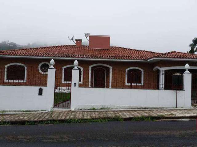Casa com 4 dormitórios à venda, 332 m² por R$ 1.050.000,00 - Jardim Gustavo - Serra Negra/SP