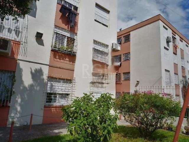 Apartamento 1 dormitório e 1 banheiro no total. Este imóvel fica situado no 1º andar. O condomínio fica localizado em Rua Sargento Sílvio Delmar Hollenbach no bairro em Porto Ale Jardim Leopoldinagre.