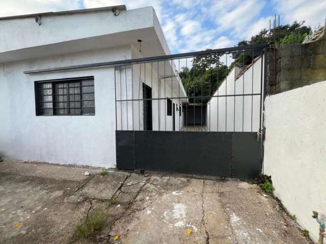 Casa para Locação em Santana de Parnaíba, Votuparim, 2 dormitórios, 2 suítes, 3 banheiros, 4 vagas