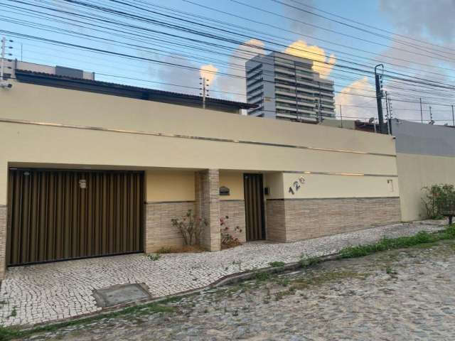 Casa ampla de alto padrão para locação no Bairro Luciano Cavalcante