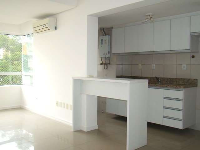 Apartamento com 2 dormitórios, 01 vaga, 58 m², Santana, Porto Alegre !