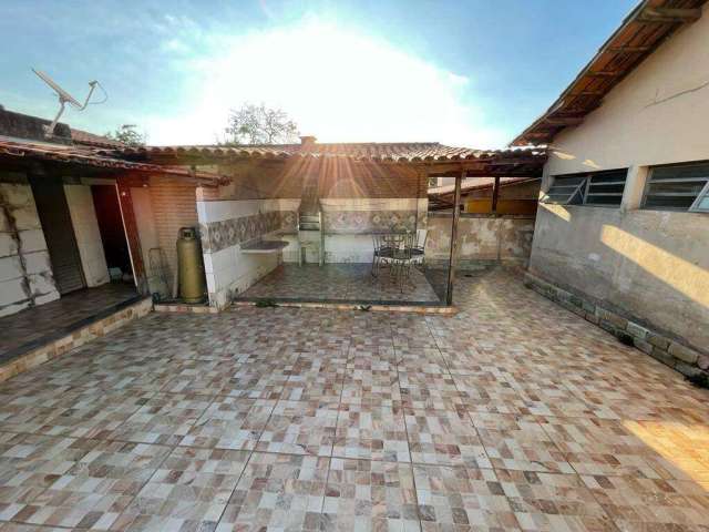 Casa à venda, 3 quartos, 1 suíte, 2 vagas, Betânia - Belo Horizonte/MG