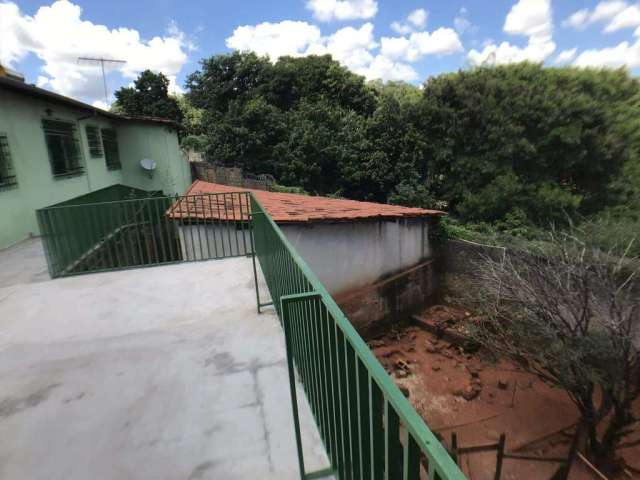 Casa à venda, 4 quartos, 1 suíte, 2 vagas, Betânia - Belo Horizonte/MG