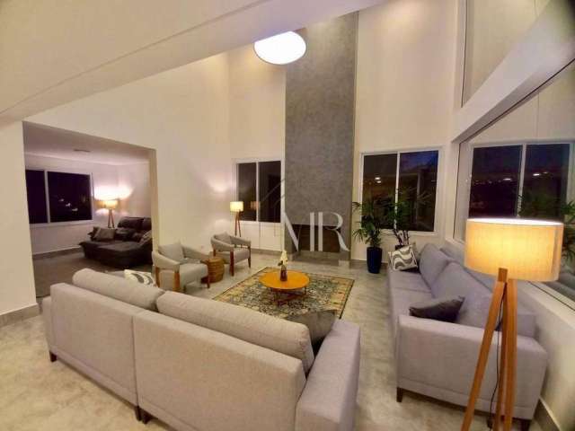 Mansão no condomínio Porto Atibaia com 550m²,  com 5 suites,