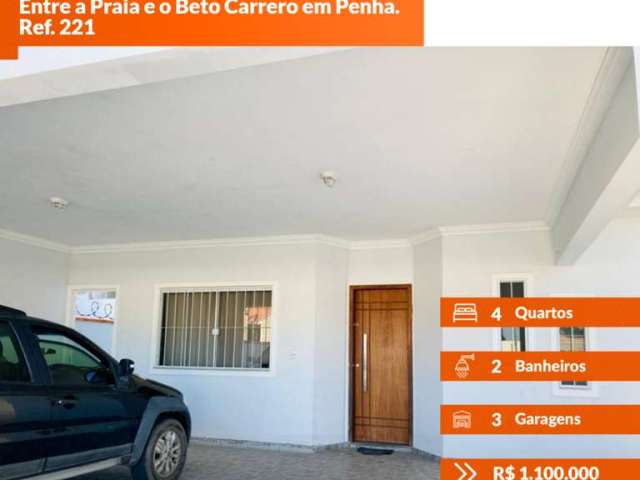 Casa Para Vender com 04 quartos 1 suítes Entre a Praia e o Beto Carrero em Penha. Ref. 221
