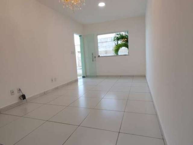 Casa residencial para Locação no Condomínio Vila Jardim, Sim, Feira de Santana 2 Quartos, 1 sala, 2 banheiros, 1 vaga 140 m² área total.