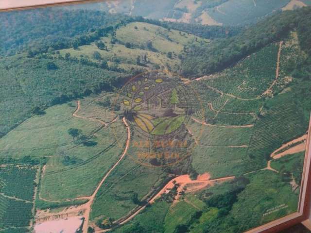 Maravilhosa fazenda para café com 16,60 hectares no sul de minas! porteira fechada! fa00056
