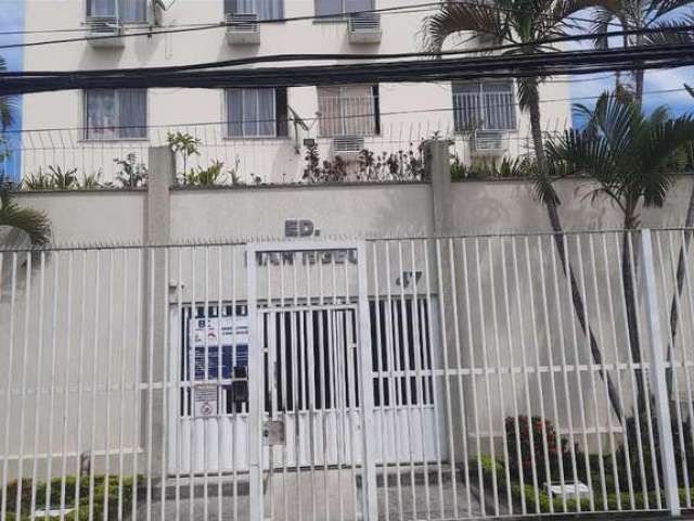 Apartamento com 2 quartos à venda em Madureira, Rio de Janeiro  por R$ 230.000