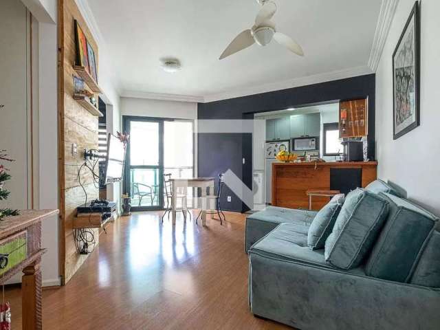 Apartamento, 2 quartos (1 suíte), à venda na Vila Mariana, com 2 vagas