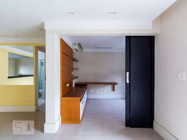 Apartamento com 3 quartos (1 suíte) à venda em Sumaré, São Paulo, com 2 vagas.
