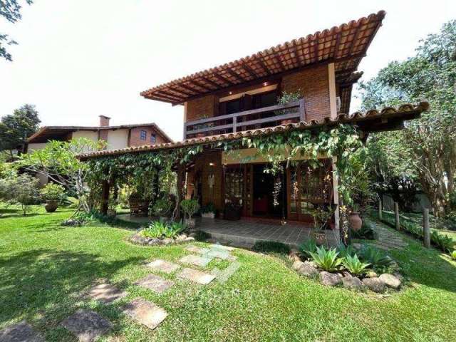 Casa Completa em Teresópolis/RJ: 5 Quartos, Condomínio Exclusivo