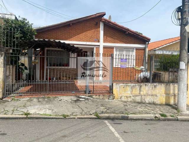 Casa Comercial em Vila Santo Antônio do Portão  -  Cotia