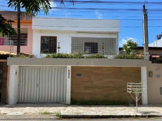 Casa para venda possui 227 metros quadrados com 4 quartos em Iputinga - Recife - PE