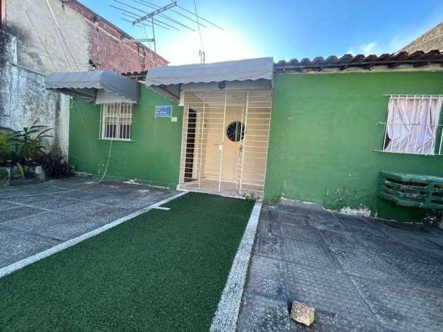 Casa para venda tem 80 metros quadrados com 4 quartos em Ouro Preto - Olinda - PE