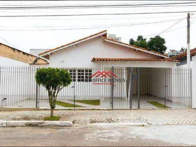 Casa com 3 dormitórios à venda, 226 m² por R$ 790.000,00 - Jardim Bela Vista - São José dos Campos/SP