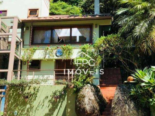 Casa à venda, 320 m² por R$ 2.600.000,00 - Condomínio Clube da Montanha - Atibaia/SP