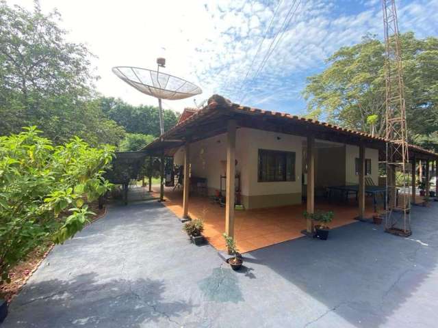 Chácara com 2 dormitórios à venda, 96800 m² por R$ 1.600.000 - Zona Rural - Poloni/SP