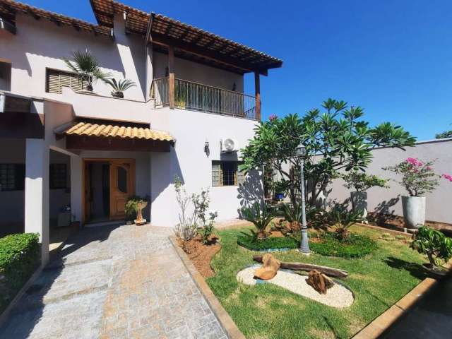 Sobrado com 4 dormitórios à venda, 340 m² por R$ 950.000 - Jardim Tarraf II - São José do Rio Preto/SP