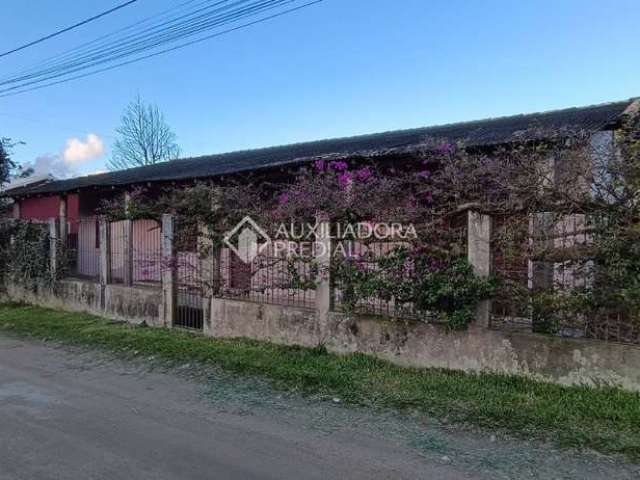 Casa com 3 quartos à venda na Rua Manoel Pacífico Pires, 73, Zona Rural, Imbituba, 135 m2 por R$ 350.000