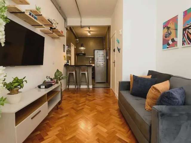 Maravilhoso apartamento mobiliado para locação em ipanema - (02 quartos)