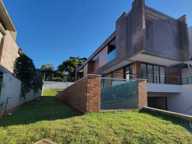 Casa à venda no bairro Cacupé - Florianópolis/SC