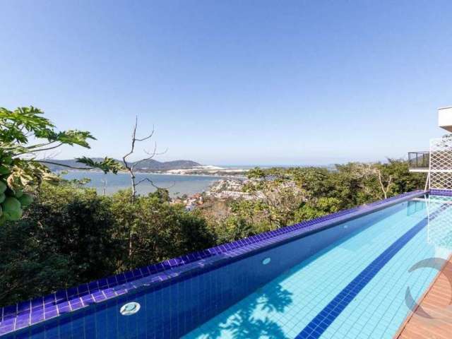 Casa à venda no bairro Lagoa da Conceição - Florianópolis/SC