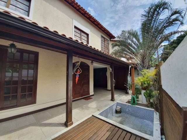 Casa em condomínio fechado com 4 quartos à venda na Rua Albino Pereira, 367, São Francisco, Niterói por R$ 750.000