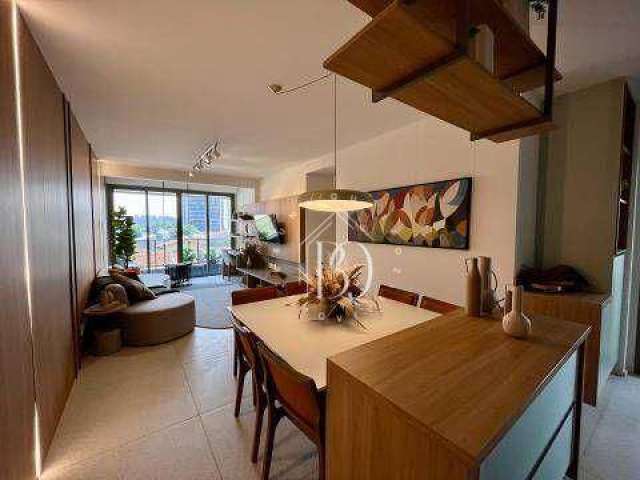 Apartamento à venda em Pinheiros com 105 metros quadrados, 3 dormitórios sendo 1 suíte, e 2 vagas.