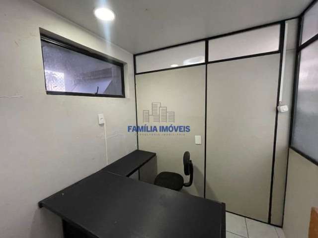 Sala comercial com 4 salas à venda na Rua Doutor Carvalho de Mendonça, 0, Encruzilhada, Santos por R$ 298.000
