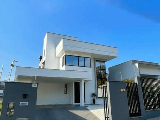 Casa com 4 quartos à venda na Rua Antônio Zimmermann, 267, Três Rios do Norte, Jaraguá do Sul, 206 m2 por R$ 1.200.000