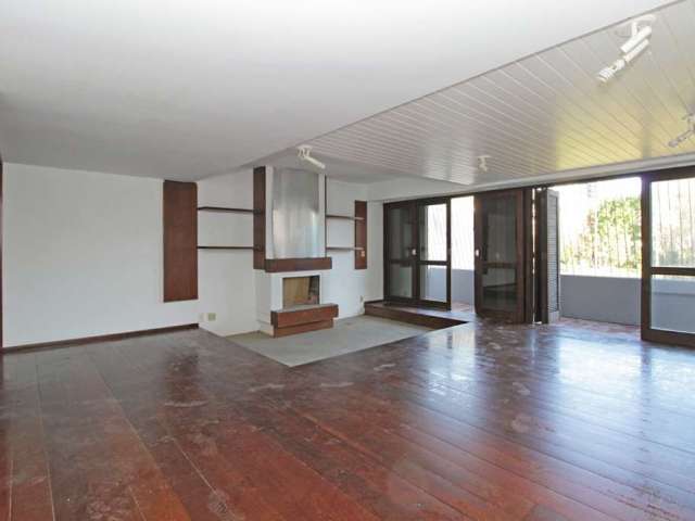 Casa com 4 quartos à venda na Avenida Montenegro, 192, Petrópolis, Porto Alegre por R$ 1.125.000