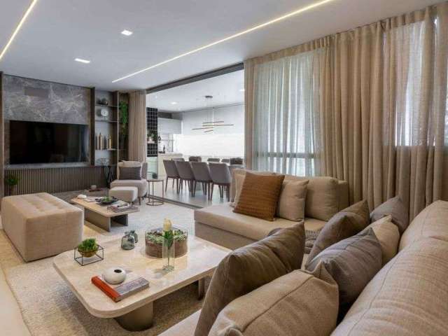 Apartamento para venda possui 143 metros quadrados com 4 quartos em Campo Belo - São Paulo - SP