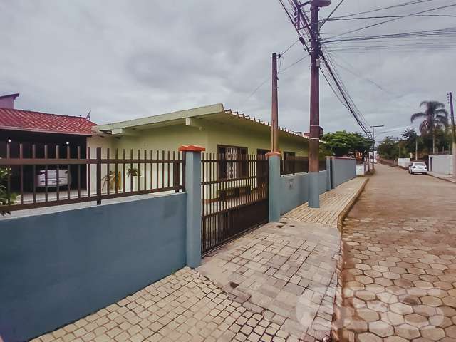 Casa | Joinville | Iririú