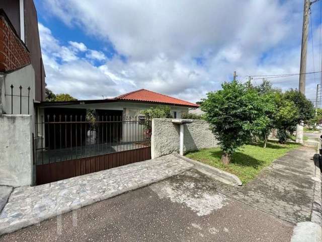 Casa em condomínio fechado com 3 quartos à venda na Rua Coronel Herculano de Araújo, 775, Novo Mundo, Curitiba, 650 m2 por R$ 630.000