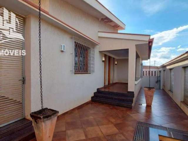 Casa com 3 dormitórios à venda, 400 m² por R$ 1.300.000,00 - Abadia - Uberaba/MG