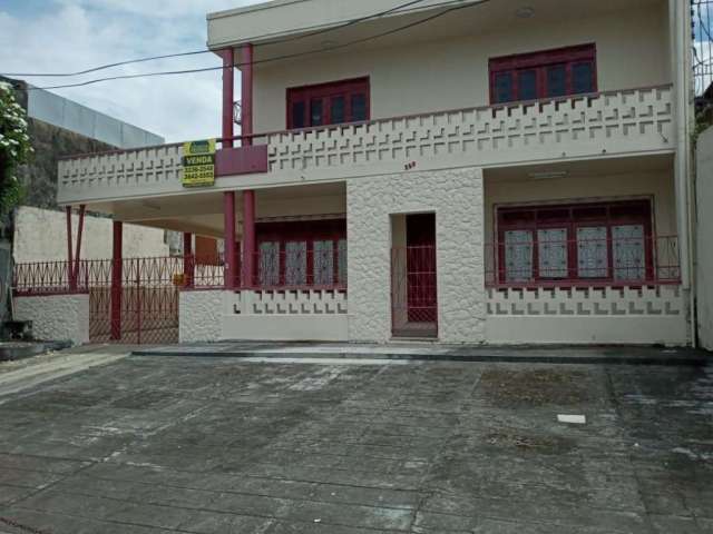 Casa em condomínio fechado com 6 quartos à venda no Cachoeirinha, Manaus , 260 m2 por R$ 780.000