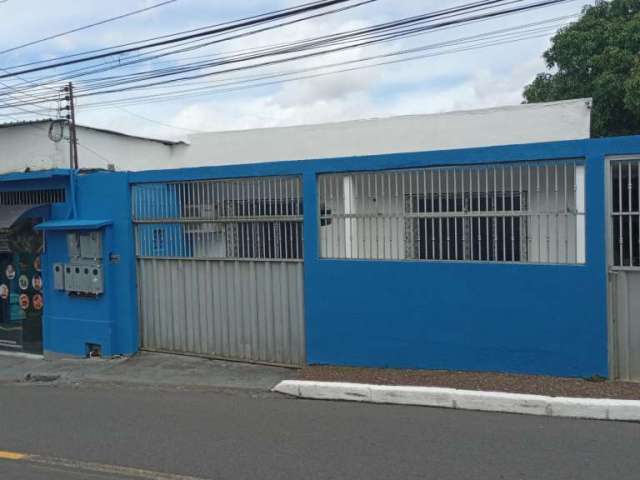 Casa em condomínio fechado com 4 quartos à venda no Parque 10 de Novembro, Manaus , 511 m2 por R$ 500.000
