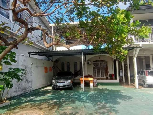 Casa com 6 quartos à venda no Compensa, Manaus , 450 m2 por R$ 800.000