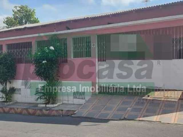 Casa com 3 quartos à venda no Monte das Oliveiras, Manaus , 273 m2 por R$ 200.000