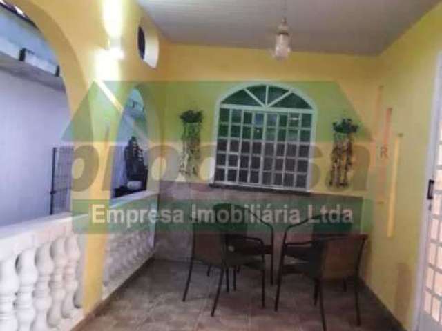 Casa com 4 quartos à venda no Planalto, Manaus , 375 m2 por R$ 420.000