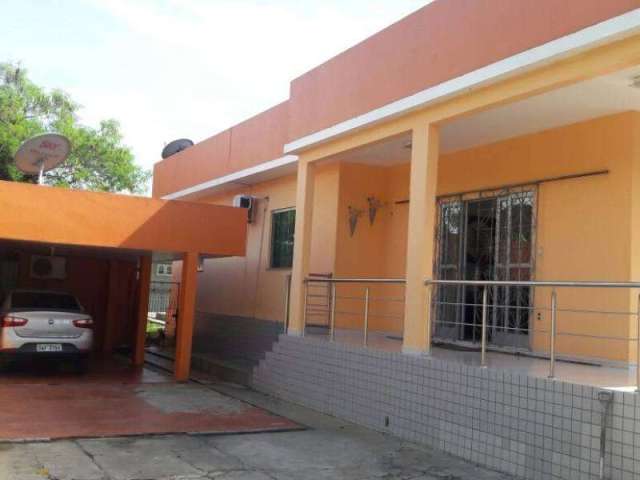 Casa com 5 quartos à venda no Aleixo, Manaus , 270 m2 por R$ 1.100.000