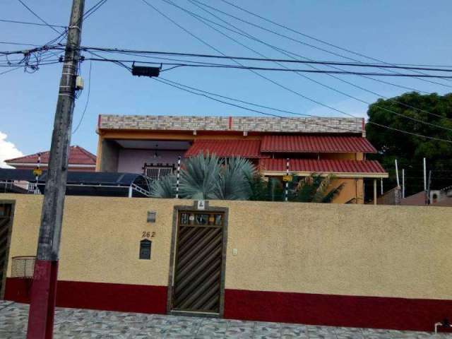 Casa com 3 quartos à venda no São José Operário, Manaus , 240 m2 por R$ 450.000