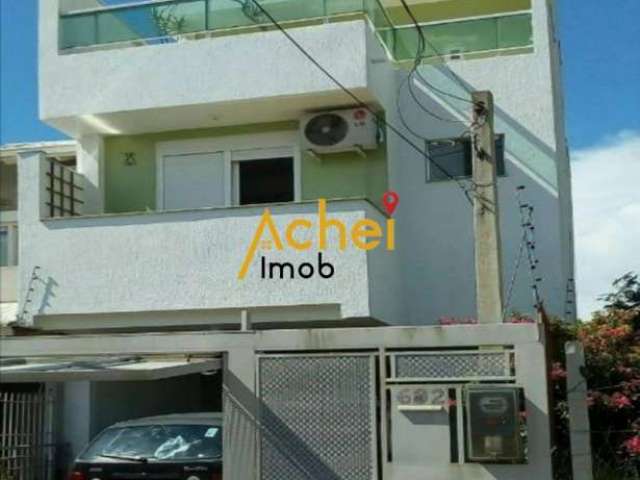 ACHEI IMOB vende Casa estilo sobrado com 02 dormitórios no bairro Espírito Santo.
