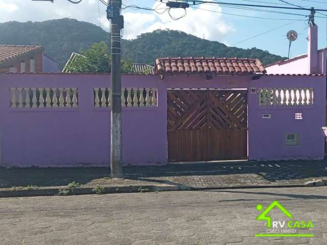 Casa à venda no bairro Vera Cruz - Mongaguá/SP