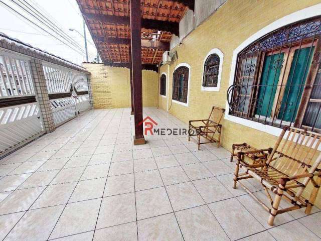 Casa com 3 dormitórios à venda por R$ 520.000 - Vila Guilhermina - Praia Grande/SP